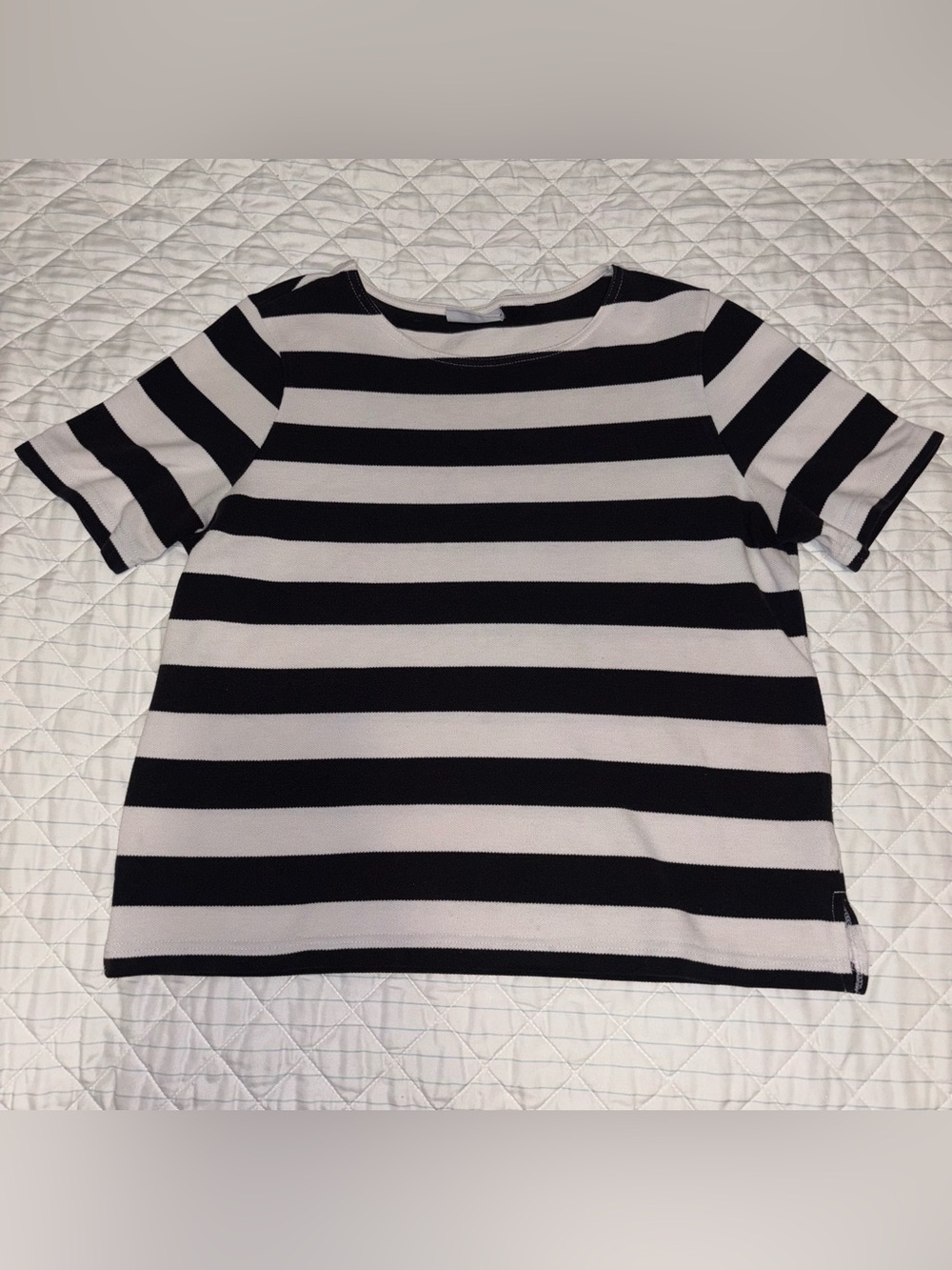 Jaclyn Smith Sport Black & White Tee